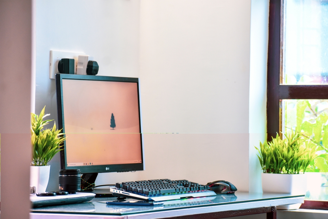 Computer with Windows 10 support on desk